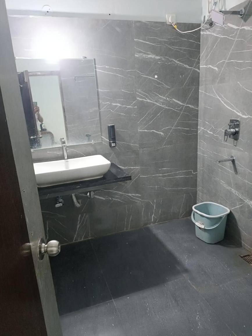 Hotel Krishna Residency Mahoba Extérieur photo